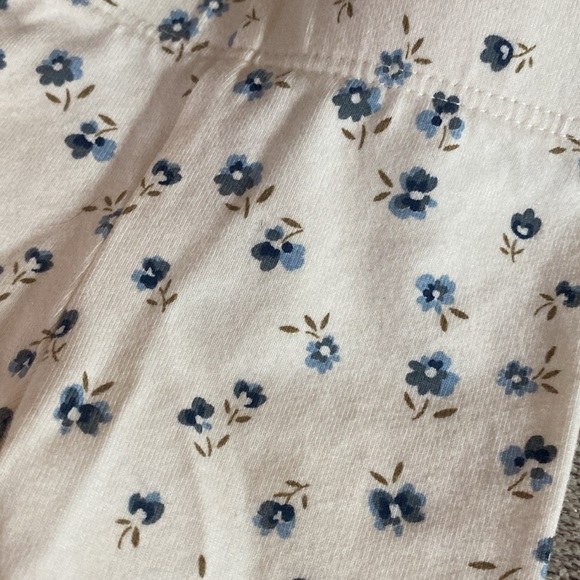 Catherine MaLandrino 0-3 Dress and leggings set - Picture 6 of 6